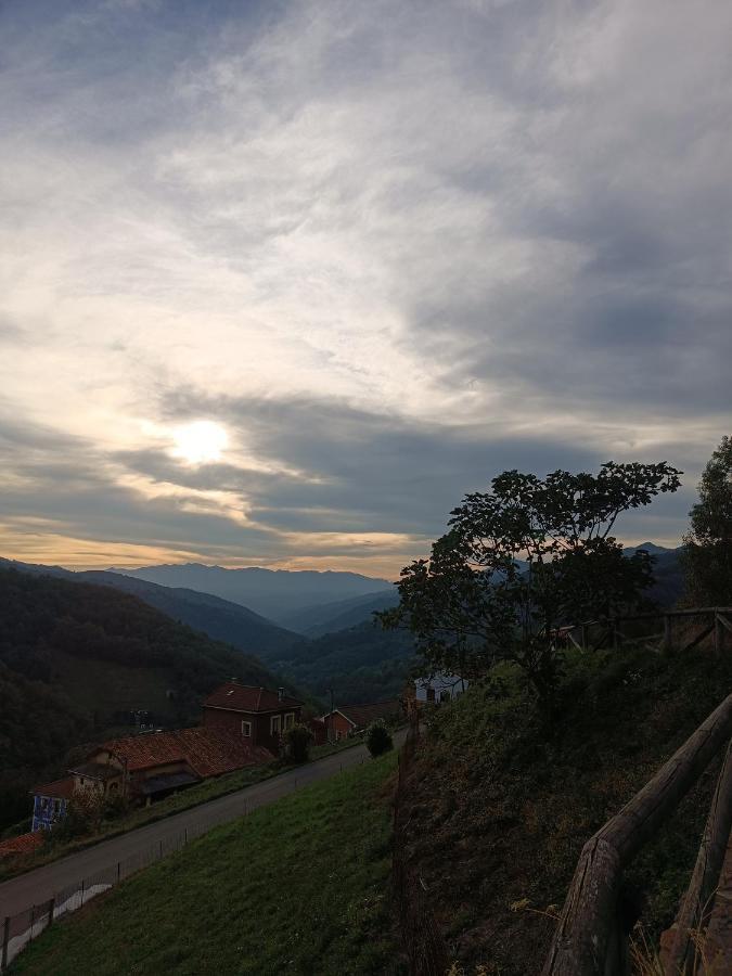 La Vallicuerra Mieres  Extérieur photo